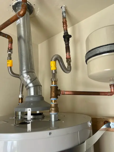 Water heater installation and plumbing repair in Montgomery Oaks